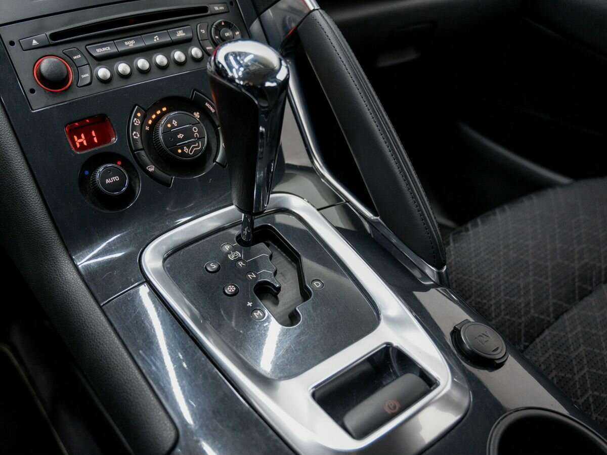 Peugeot 3008, 2014 - Фото №17