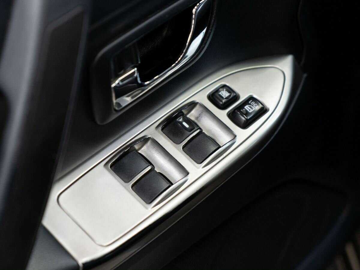 Mitsubishi Pajero, 2012 - Фото №14