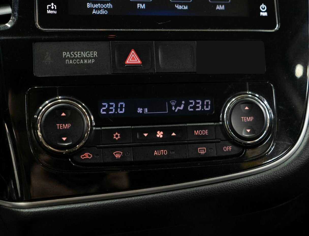 Mitsubishi Outlander, 2017 - Фото №10