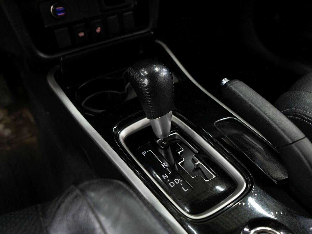 Mitsubishi Outlander, 2017 - Фото №12