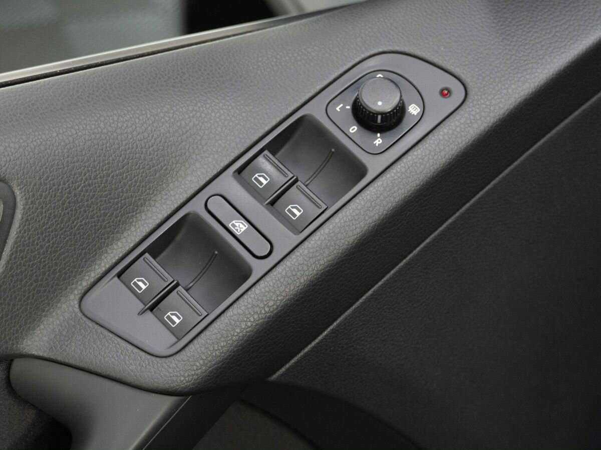 Volkswagen Tiguan, 2014 - Фото №16