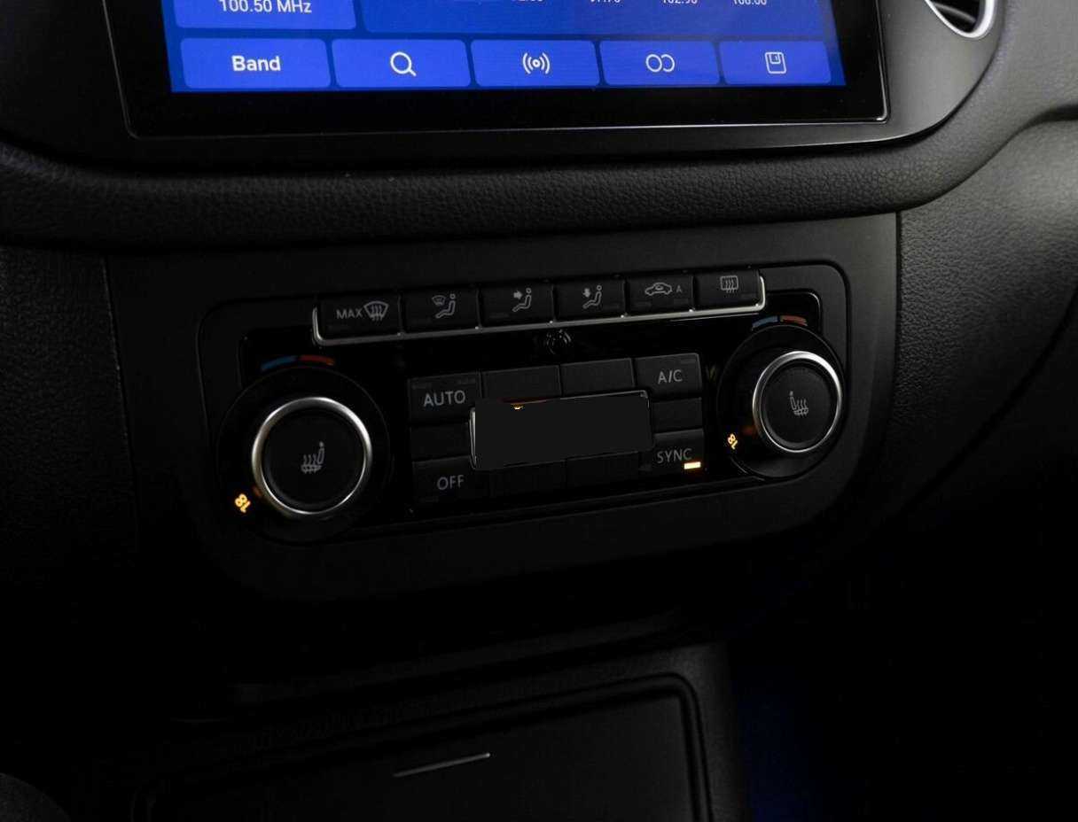 Volkswagen Tiguan, 2014 - Фото №20