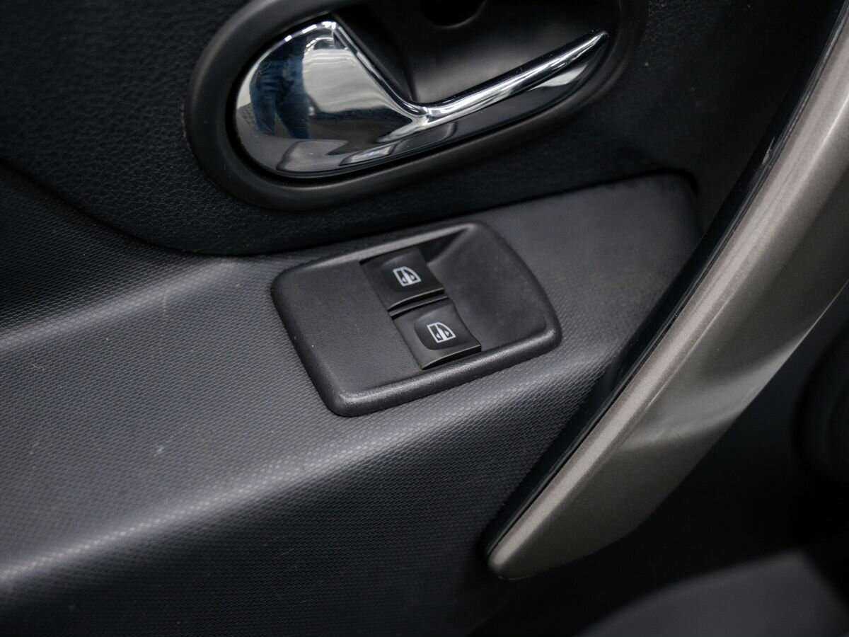 Renault Logan, 2020 - Фото №12