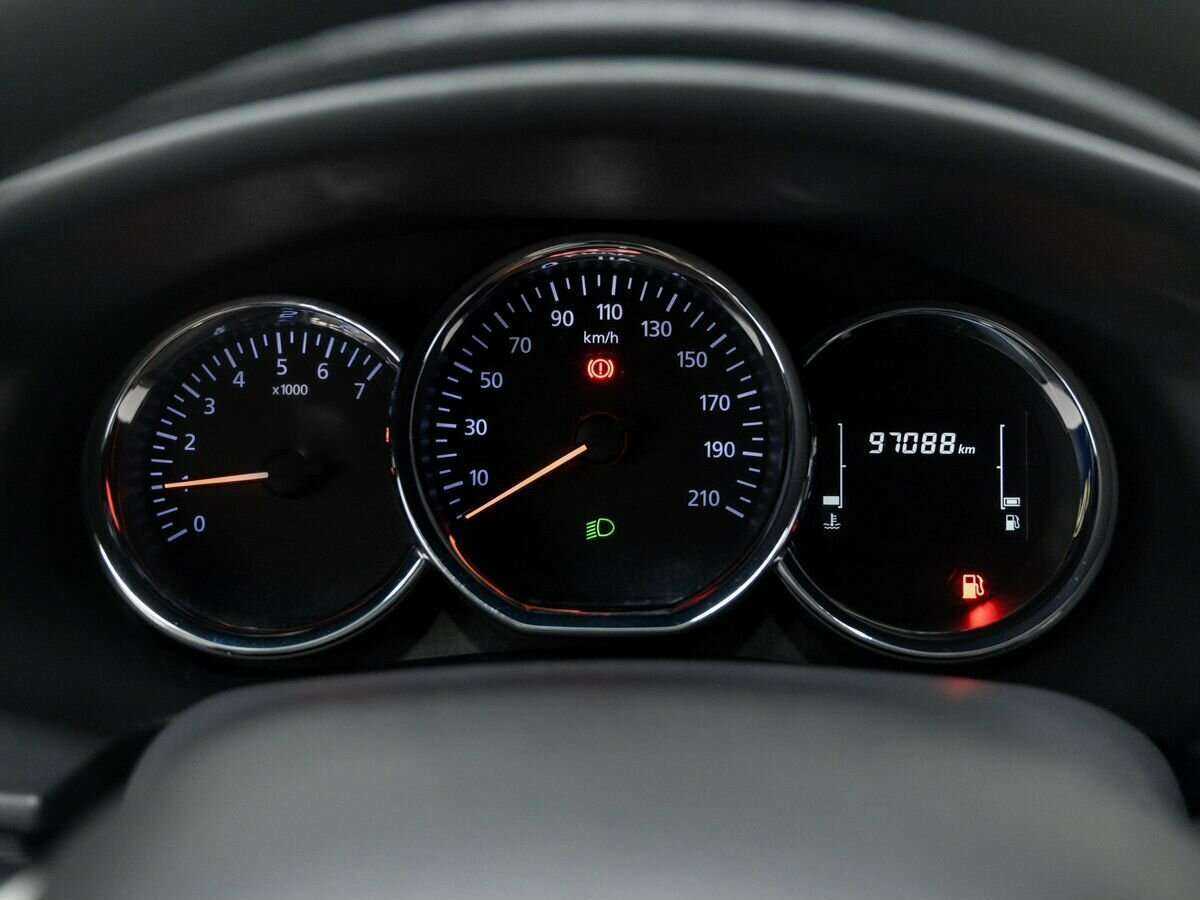 Renault Logan, 2020 - Фото №18