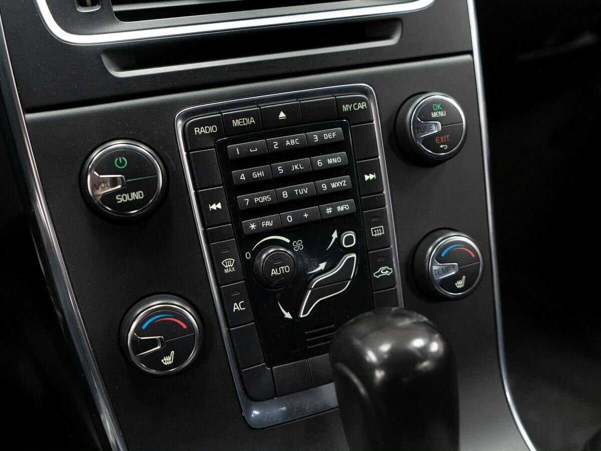 Volvo S60, 2012 - Фото №9