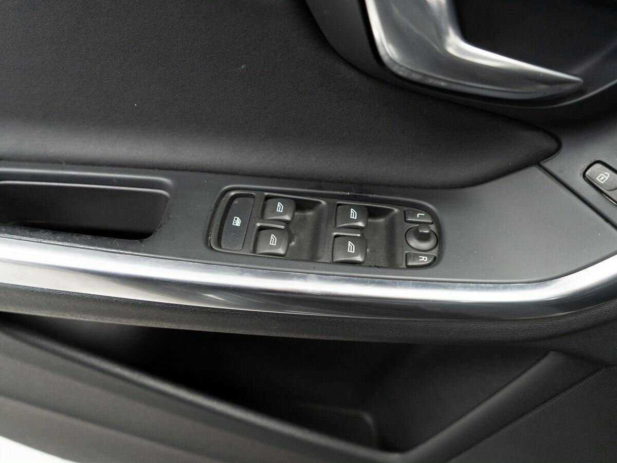 Volvo S60, 2012 - Фото №12