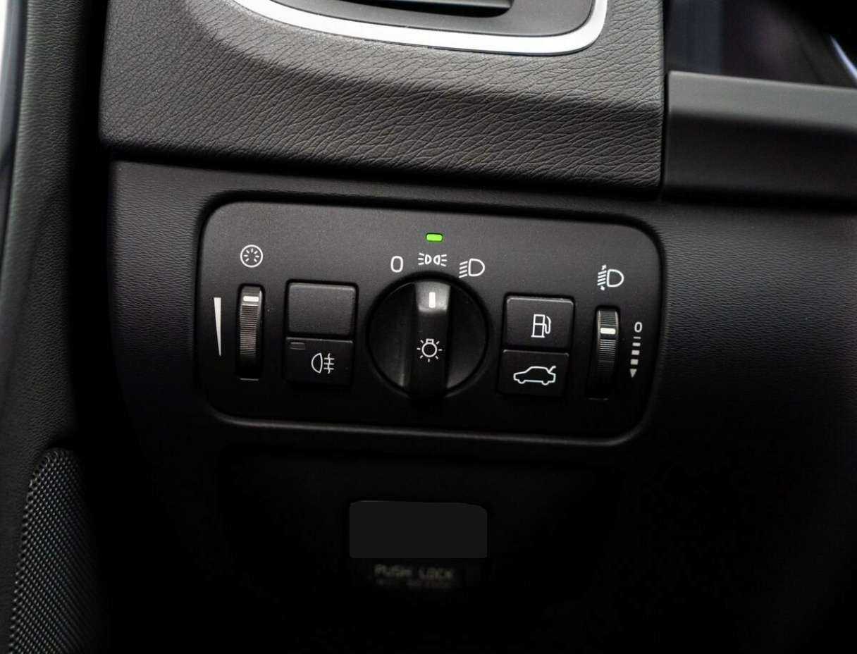 Volvo S60, 2012 - Фото №14