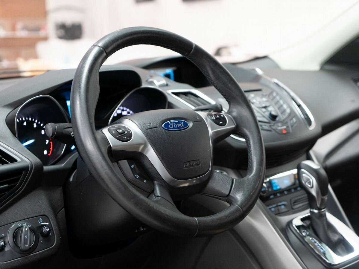 Ford Kuga, 2015 - Фото №4