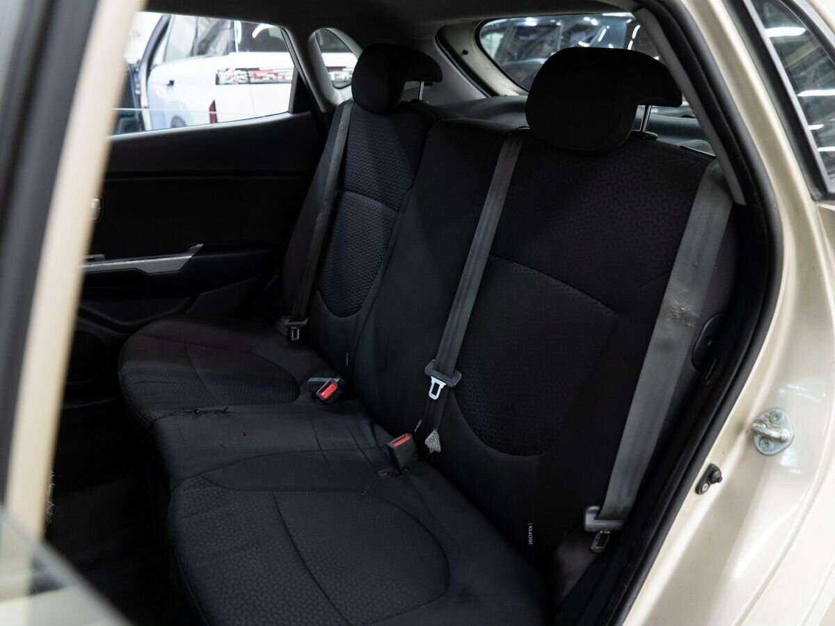 Kia Rio 4-speed, 2012 - Фото №5