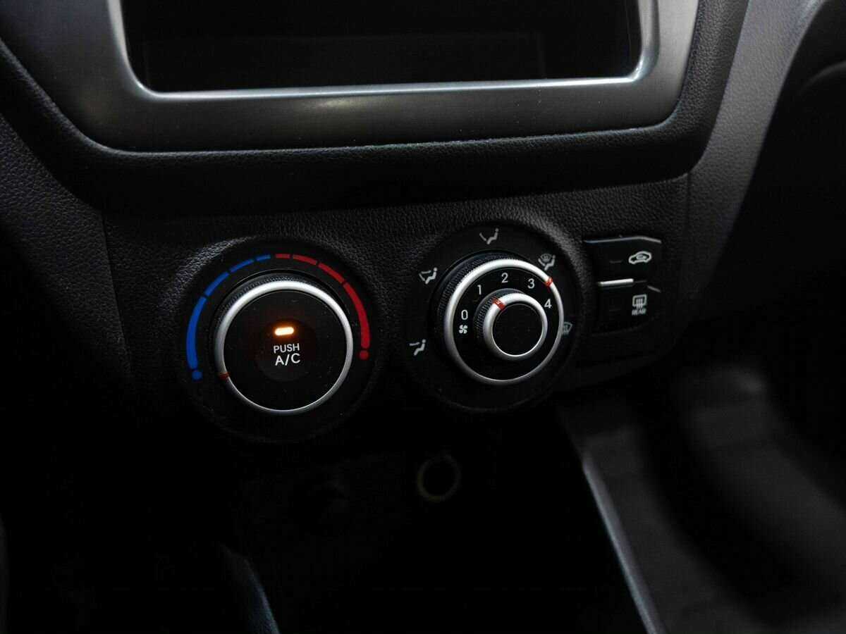 Kia Rio, 2013 - Фото №15