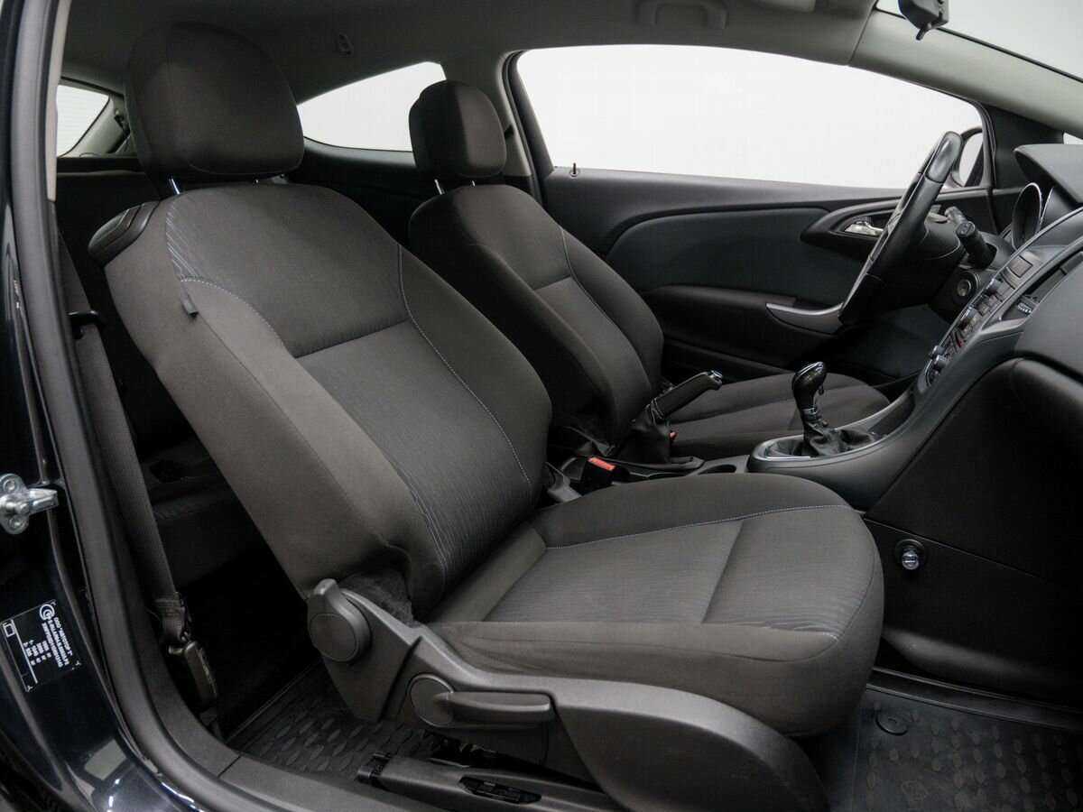 Opel Astra GTC, 2013 - Фото №6