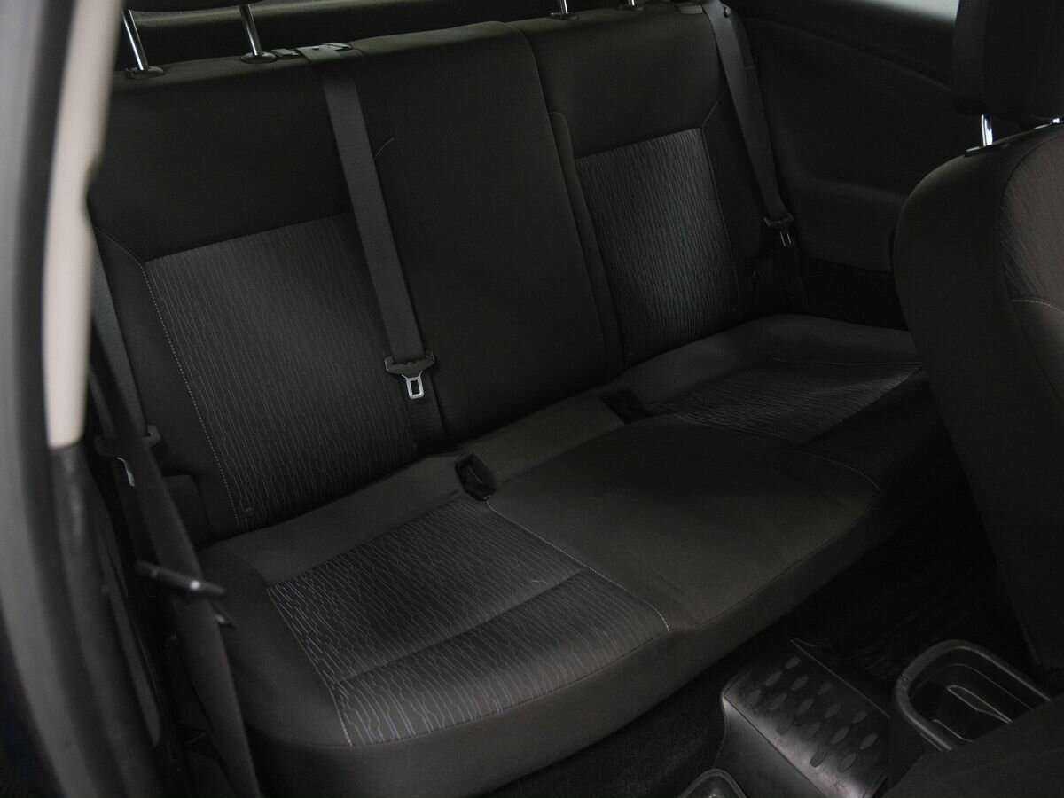 Opel Astra GTC, 2013 - Фото №7