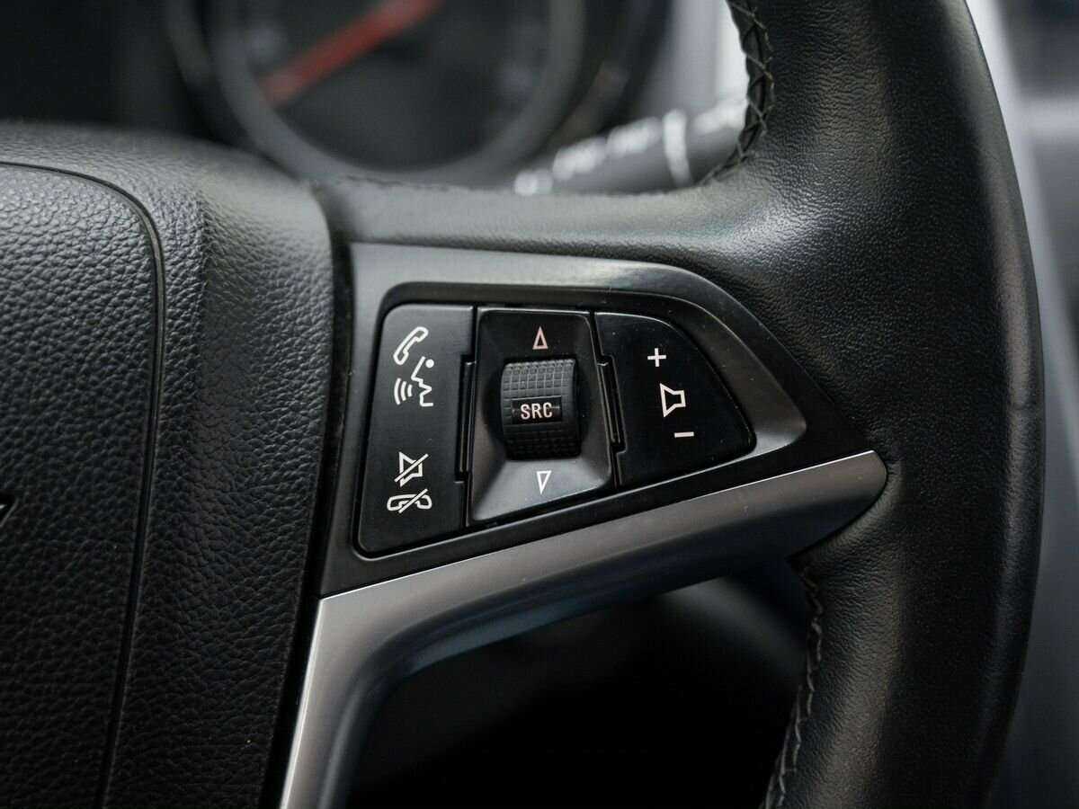 Opel Astra GTC, 2013 - Фото №16