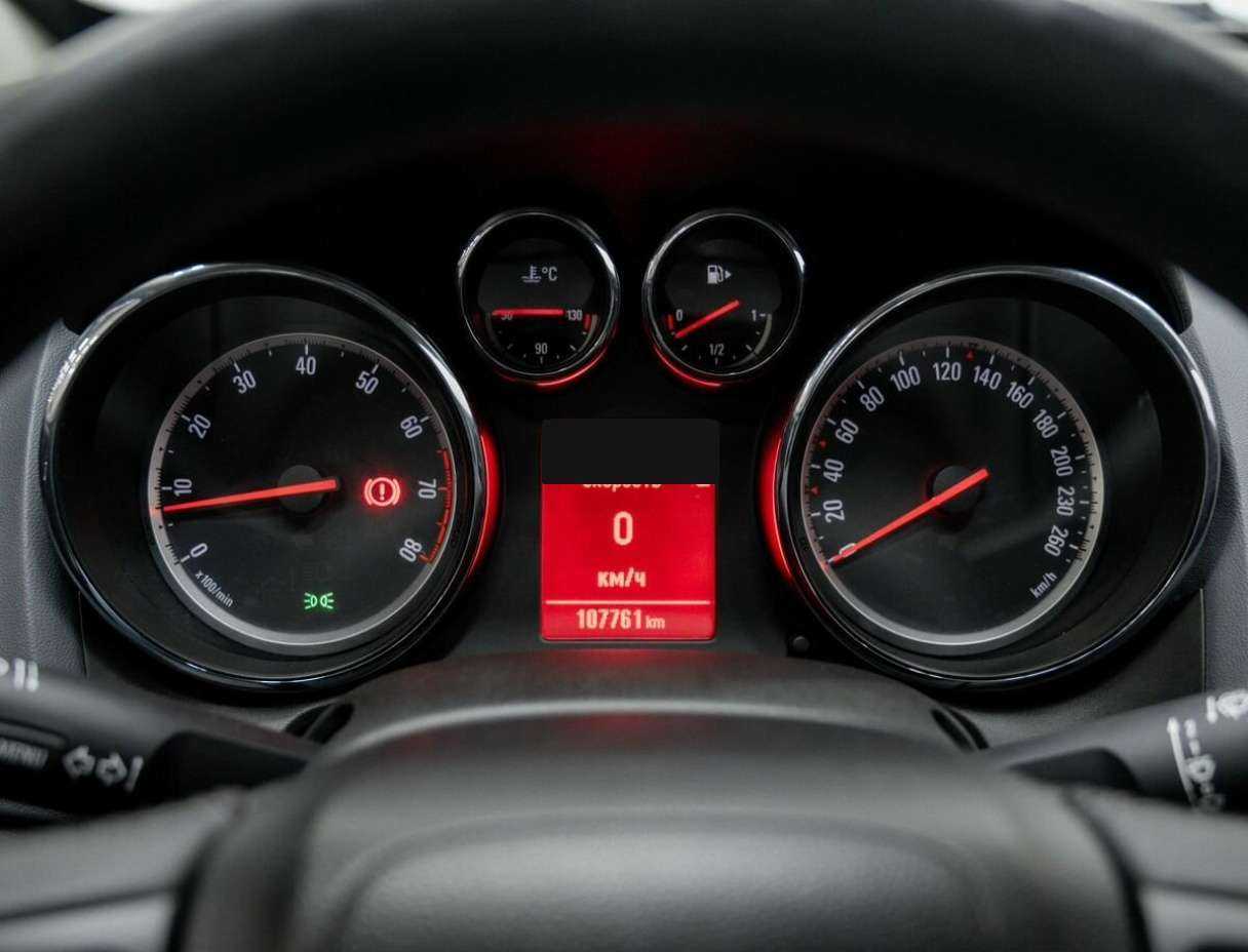 Opel Astra GTC, 2013 - Фото №20