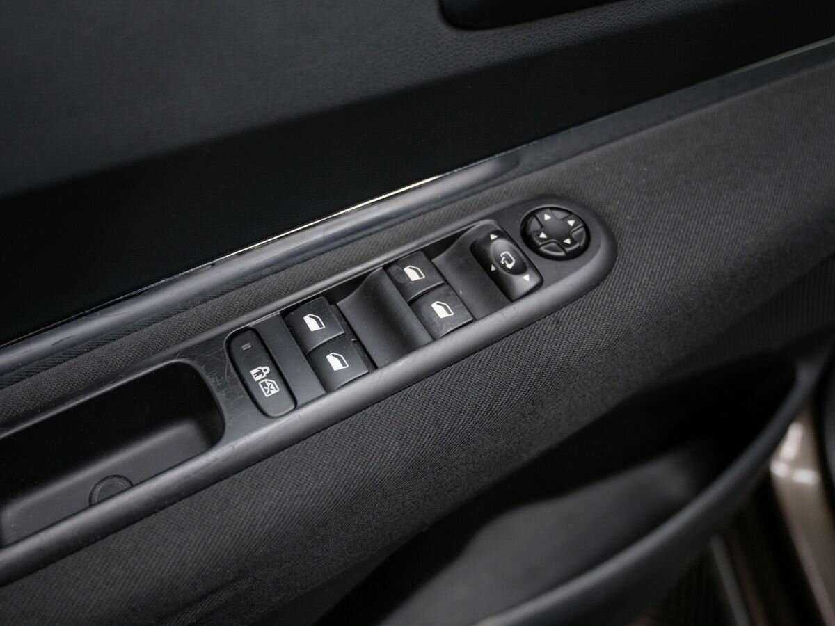 Peugeot 3008, 2012 - Фото №14