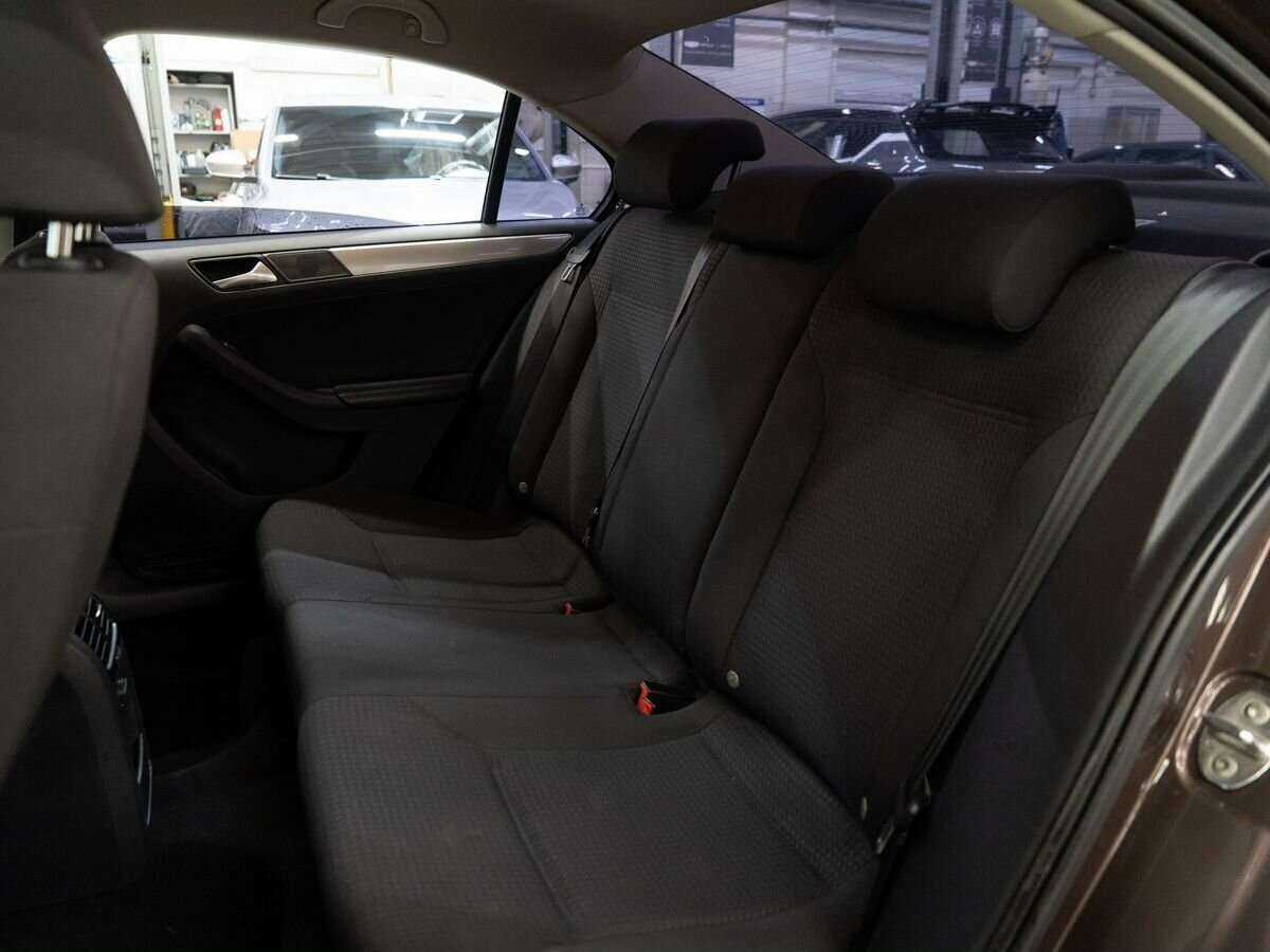 Volkswagen Jetta, 2016 - Фото №6