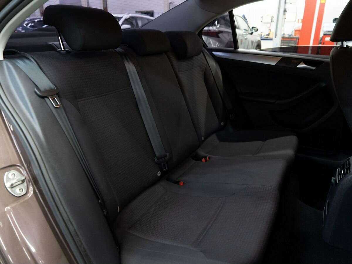 Volkswagen Jetta, 2016 - Фото №8