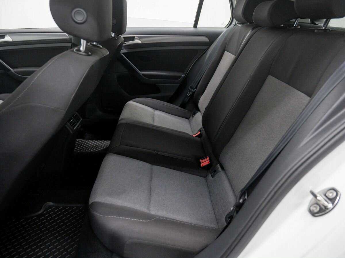 Volkswagen Golf, 2014 - Фото №11