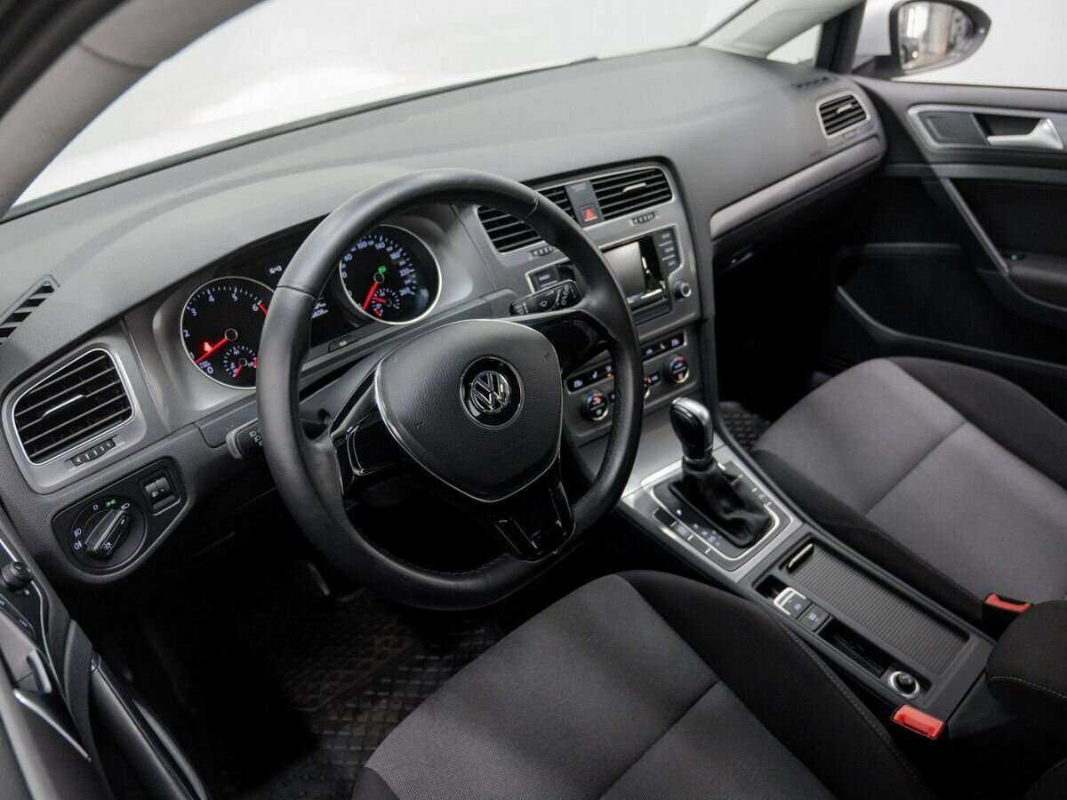 Volkswagen Golf, 2014 - Фото №12