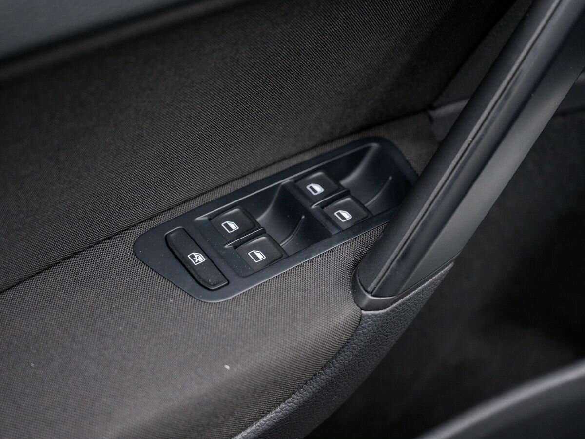 Volkswagen Golf, 2014 - Фото №14