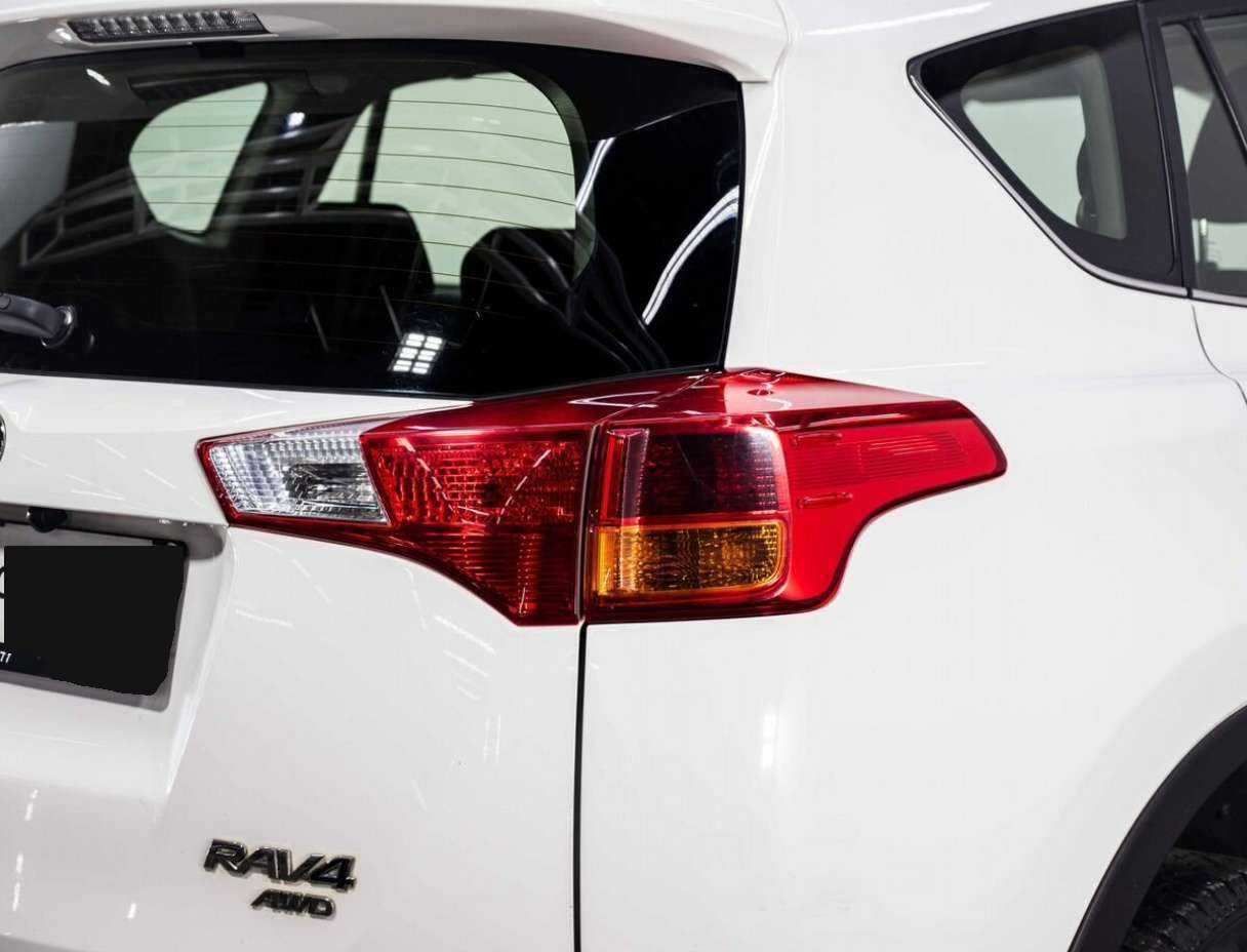 Toyota RAV4, 2013 - Фото №23