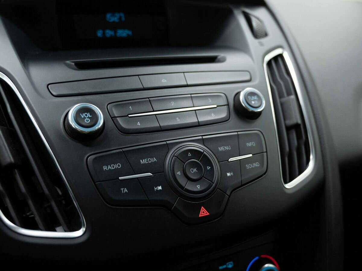 Ford Focus, 2019 - Фото №18