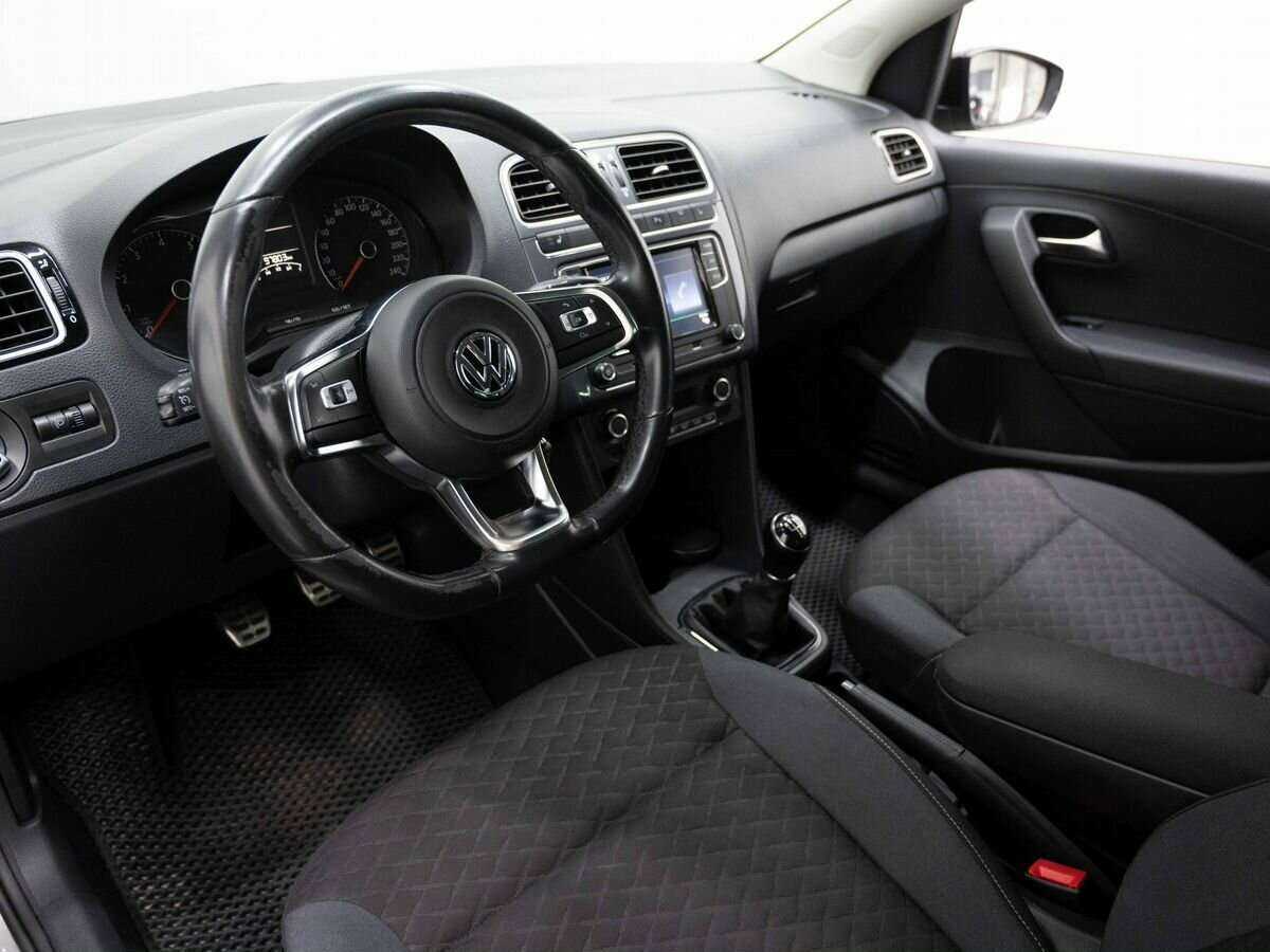 Volkswagen Polo, 2018 - Фото №6
