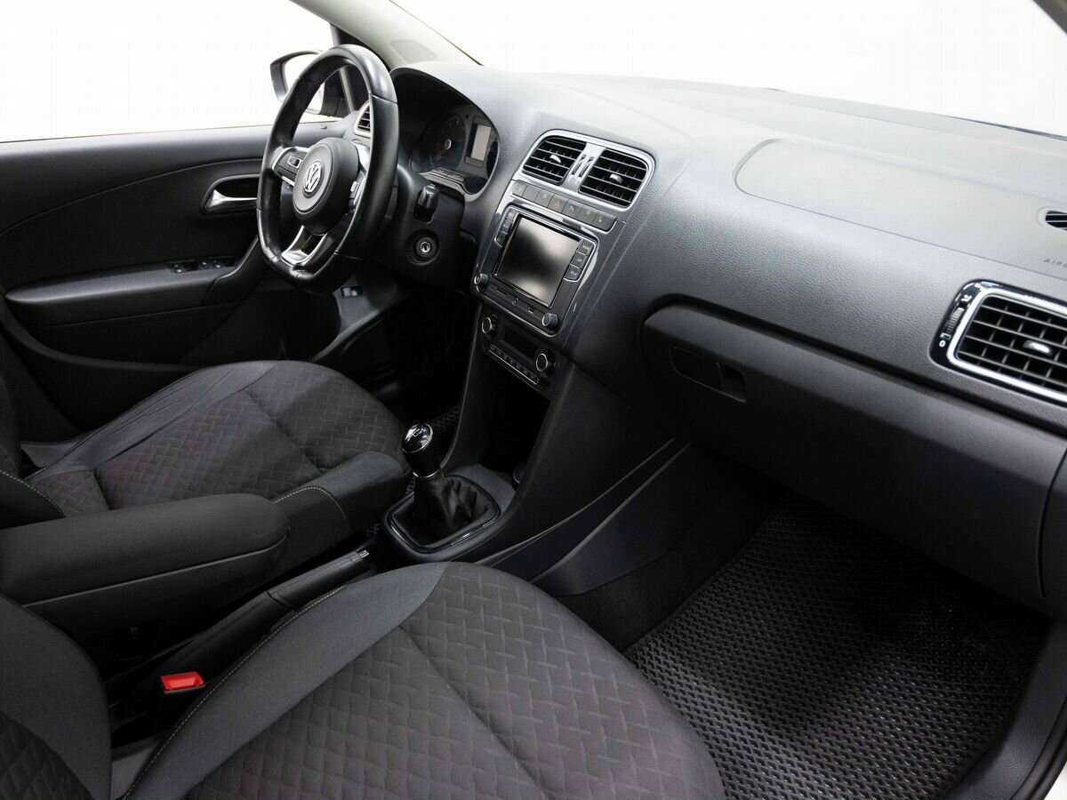 Volkswagen Polo, 2018 - Фото №10