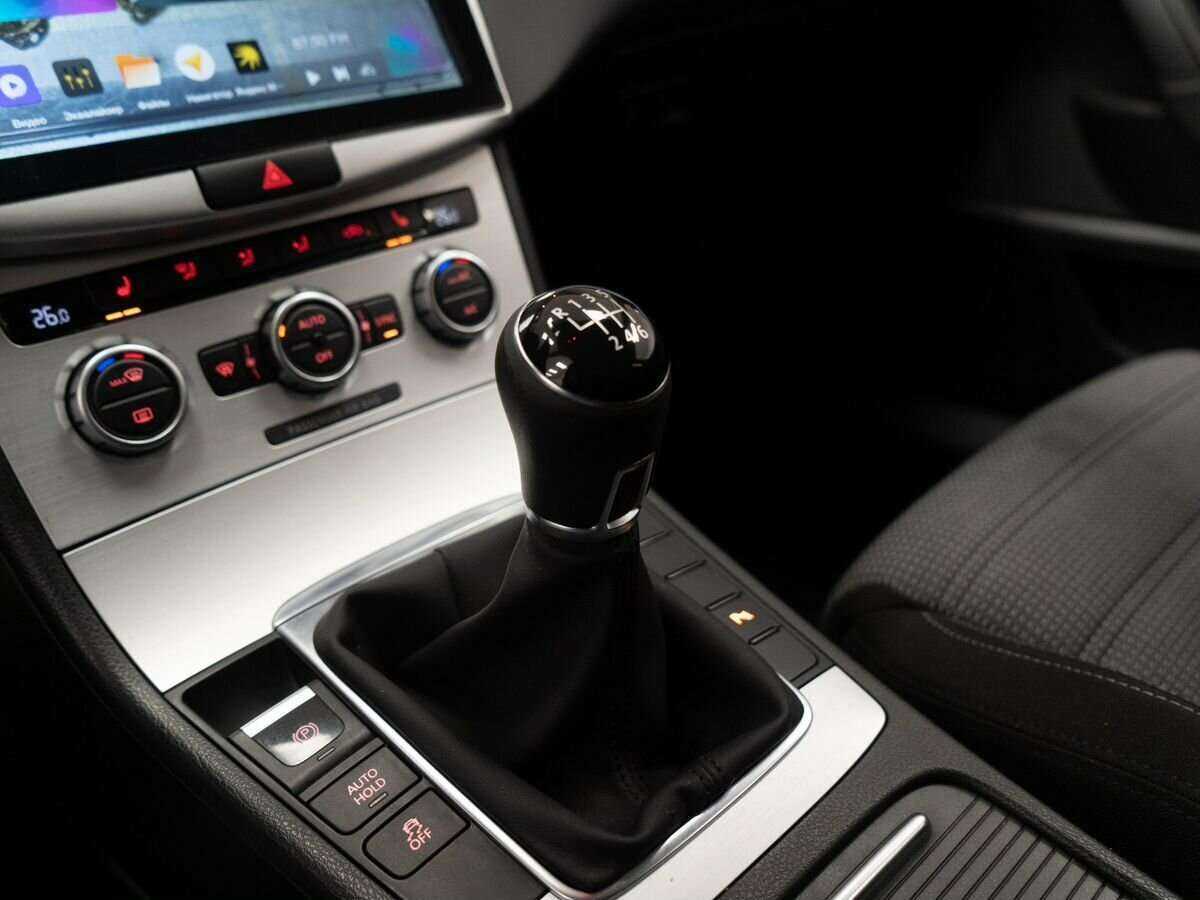 Volkswagen Passat CC, 2012 - Фото №12