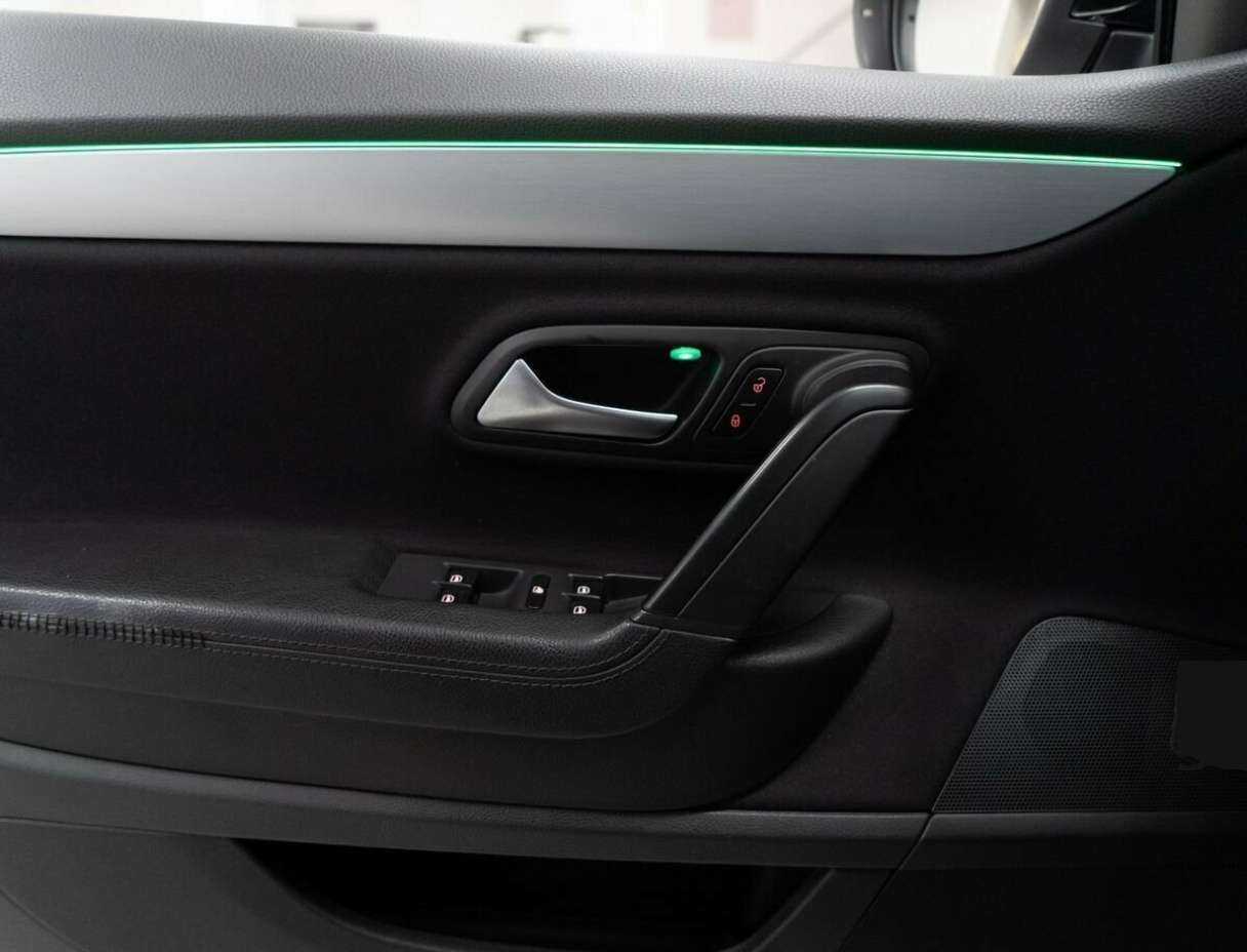 Volkswagen Passat CC, 2012 - Фото №14