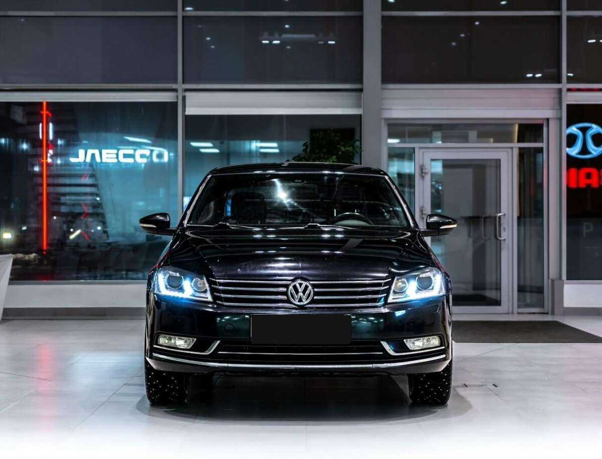 Volkswagen Passat, 2013 - Фото №1