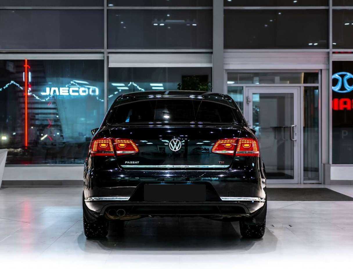Volkswagen Passat, 2013 - Фото №4