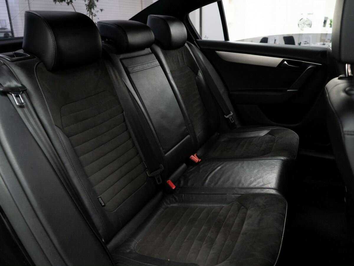 Volkswagen Passat, 2013 - Фото №10