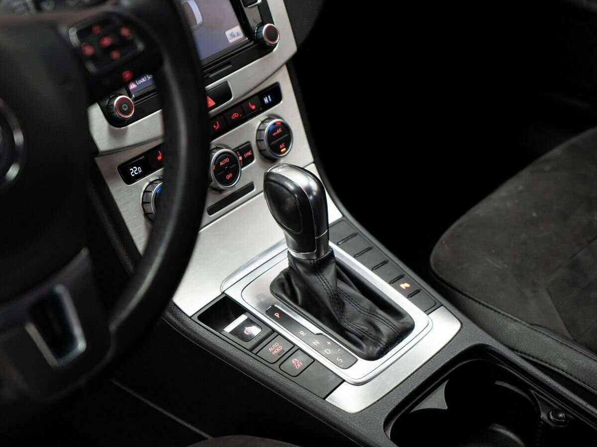 Volkswagen Passat, 2013 - Фото №13