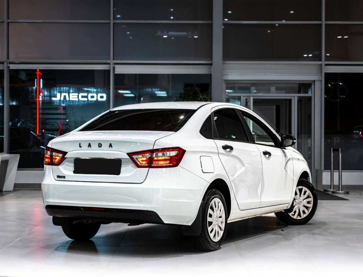 Lada (ВАЗ) Vesta, 2021 - Фото №2
