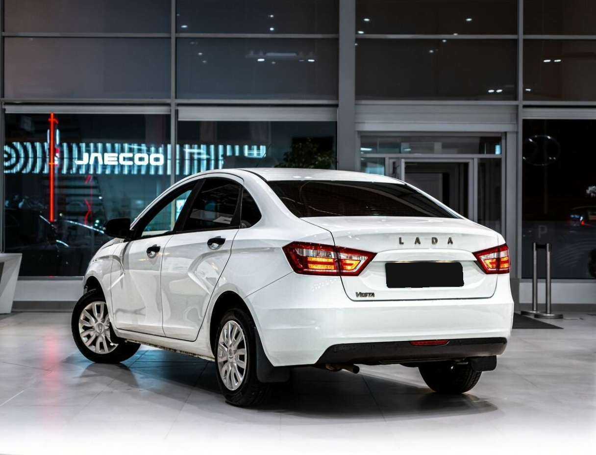 Lada (ВАЗ) Vesta, 2021 - Фото №3