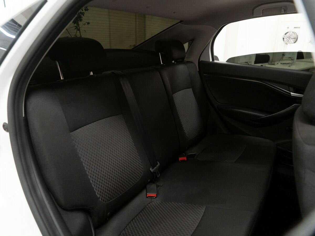 Lada (ВАЗ) Vesta, 2021 - Фото №7