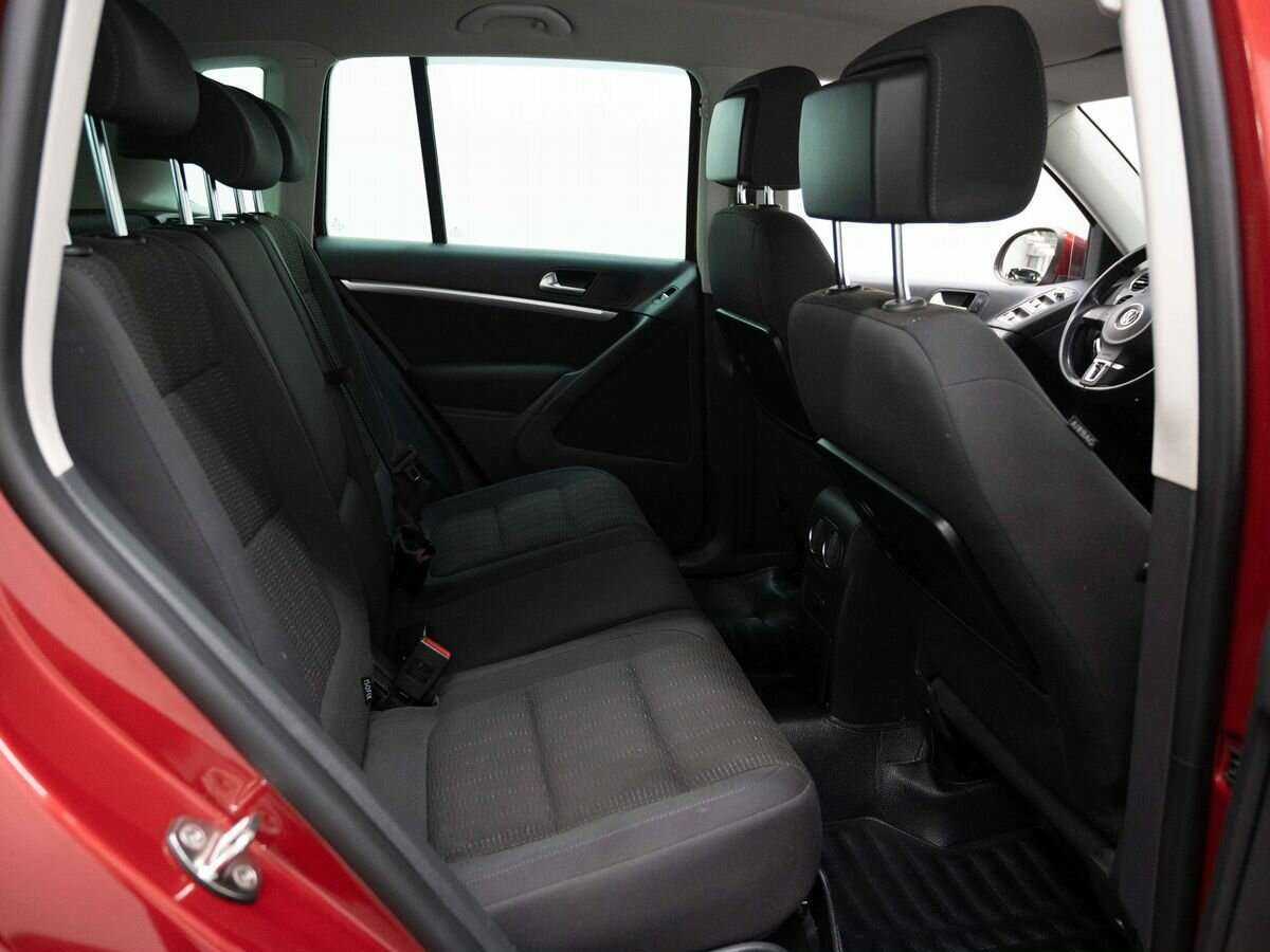 Volkswagen Tiguan, 2012 - Фото №9