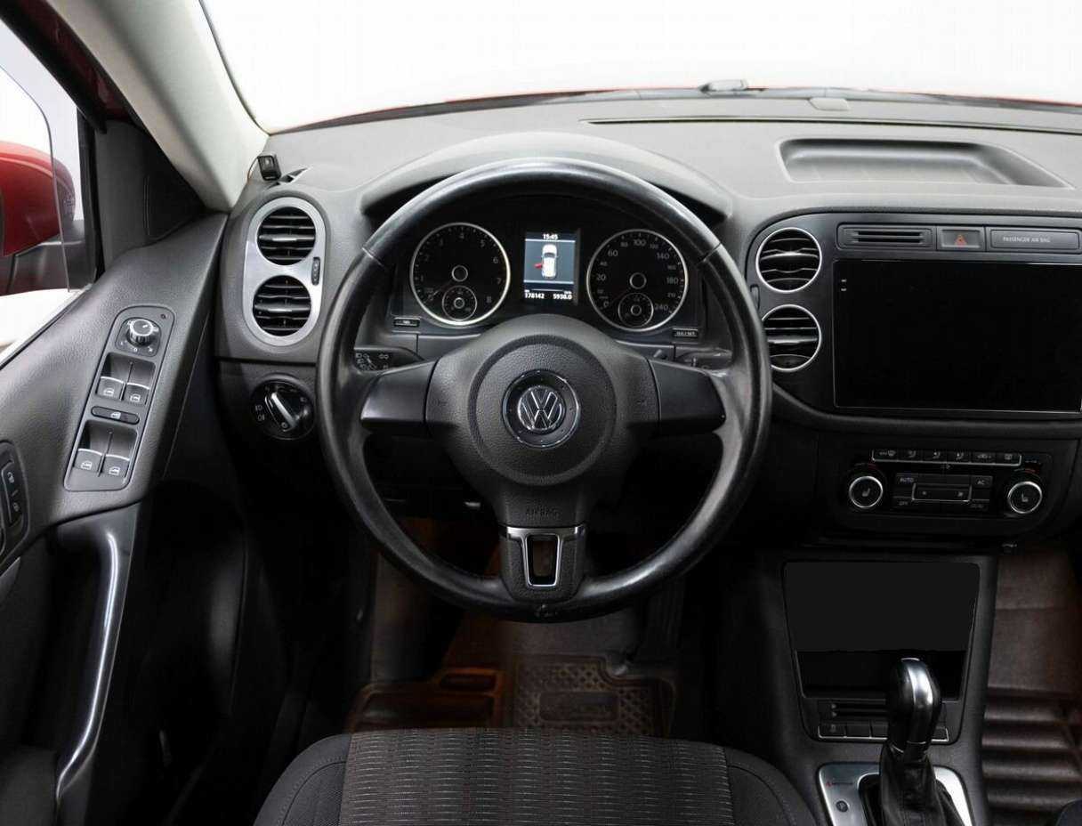 Volkswagen Tiguan, 2012 - Фото №13