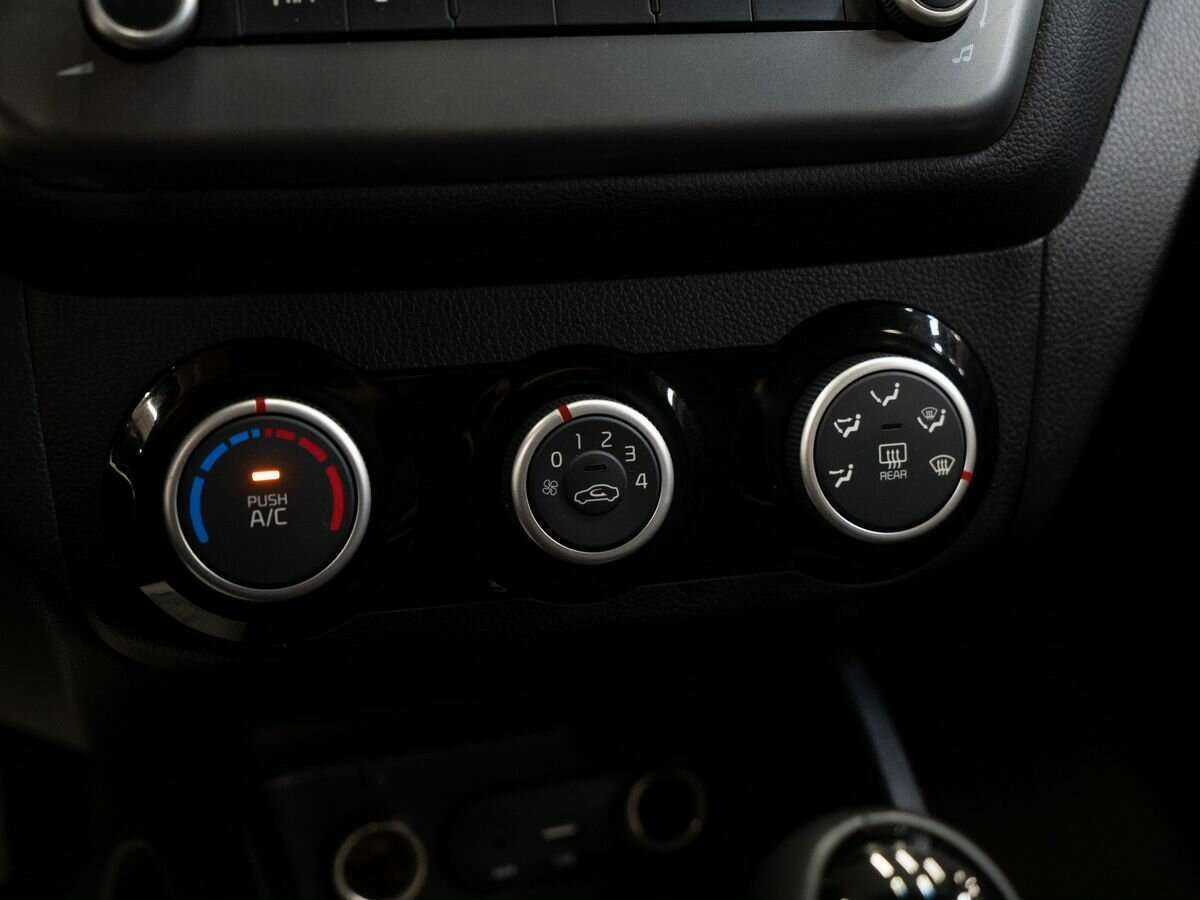 Kia Rio, 2015 - Фото №12