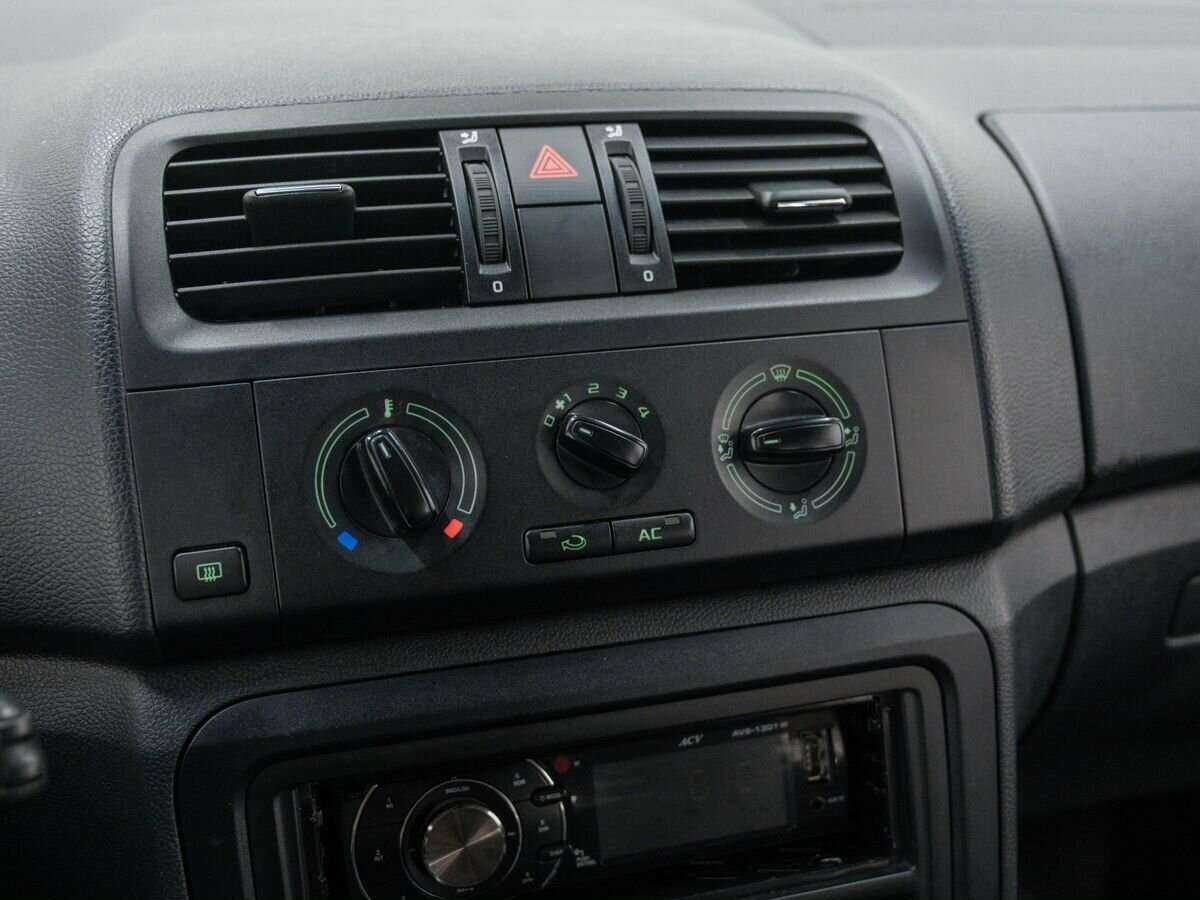 Skoda Fabia, 2012 - Фото №20