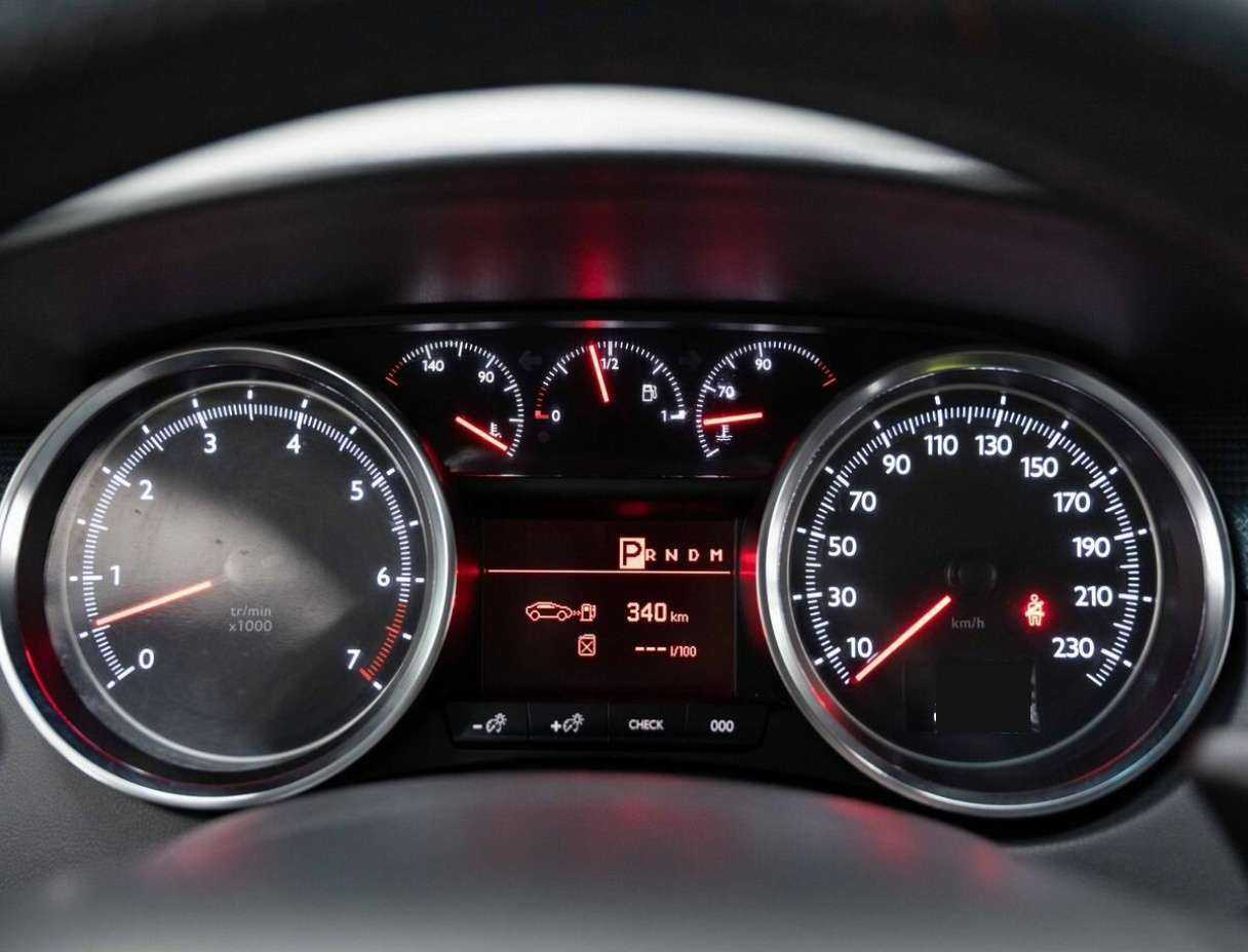 Peugeot 508, 2012 - Фото №15