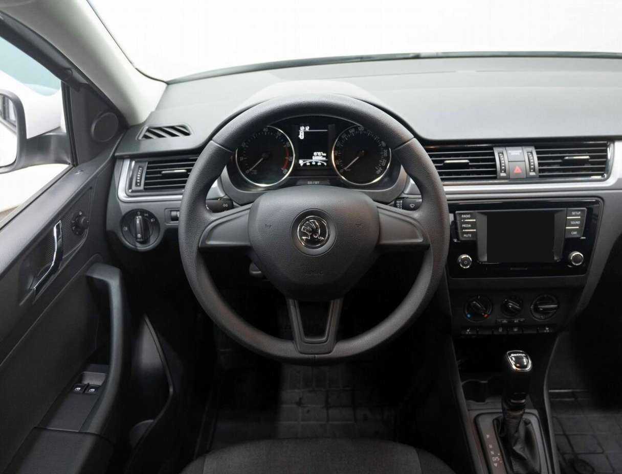 Skoda Rapid, 2017 - Фото №13