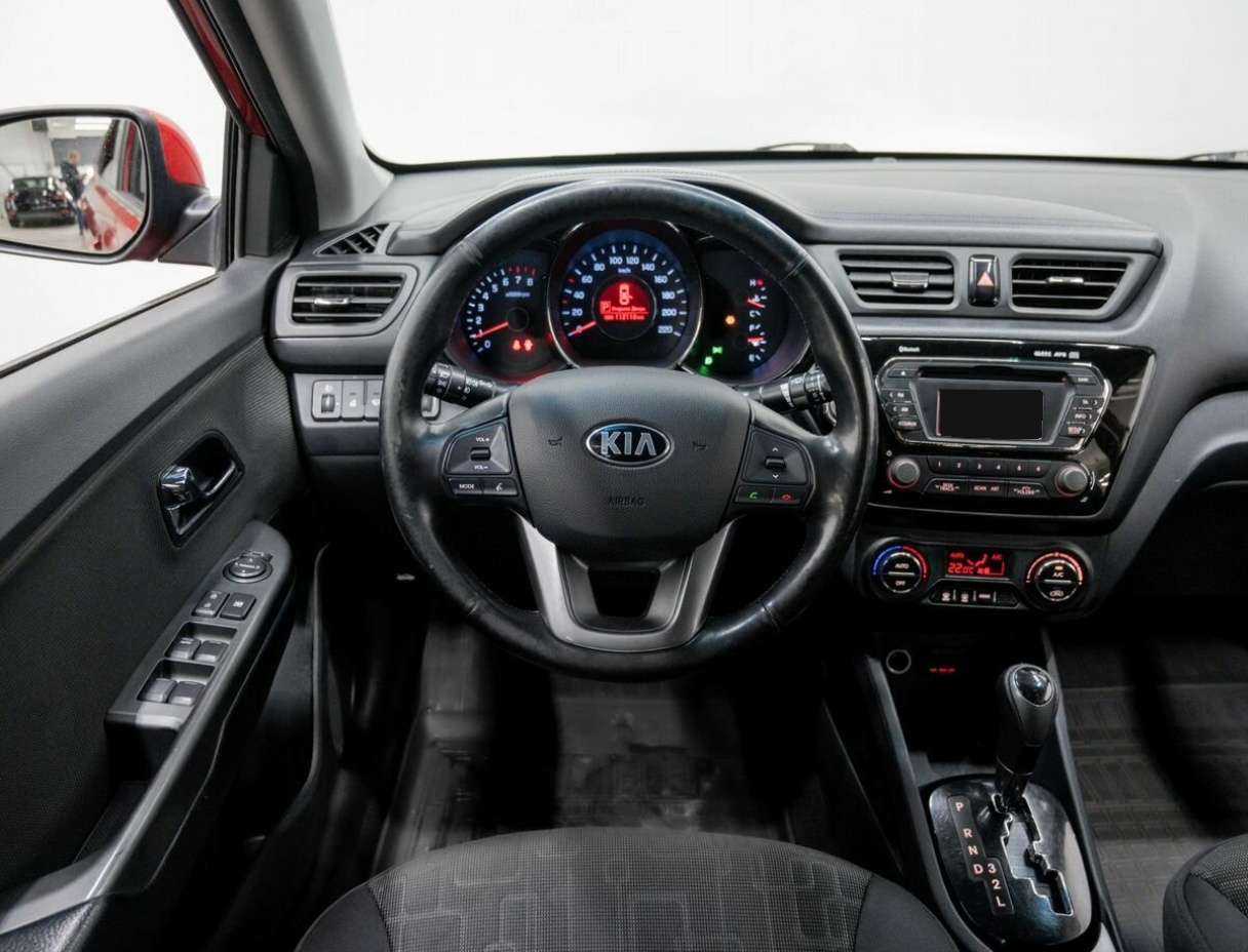 Kia Rio 4-speed, 2013 - Фото №9