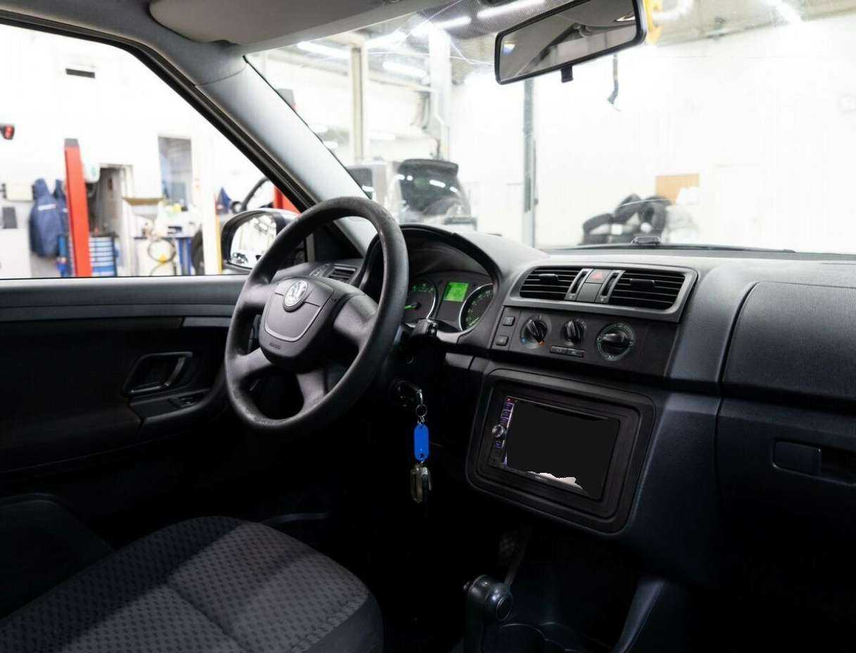 Skoda Fabia, 2012 - Фото №15