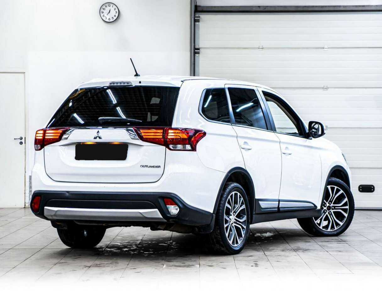 Mitsubishi Outlander, 2015 - Фото №3