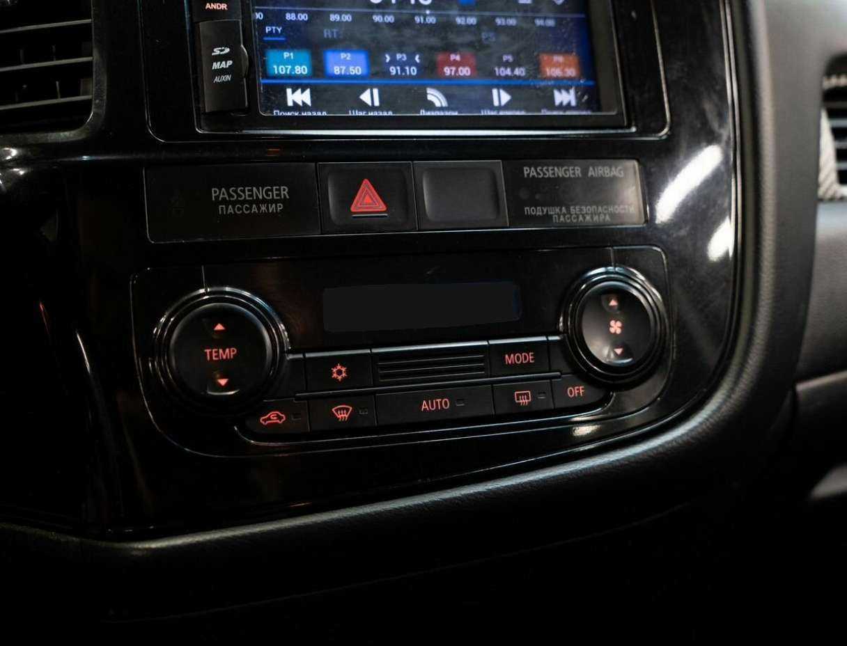 Mitsubishi Outlander, 2015 - Фото №14