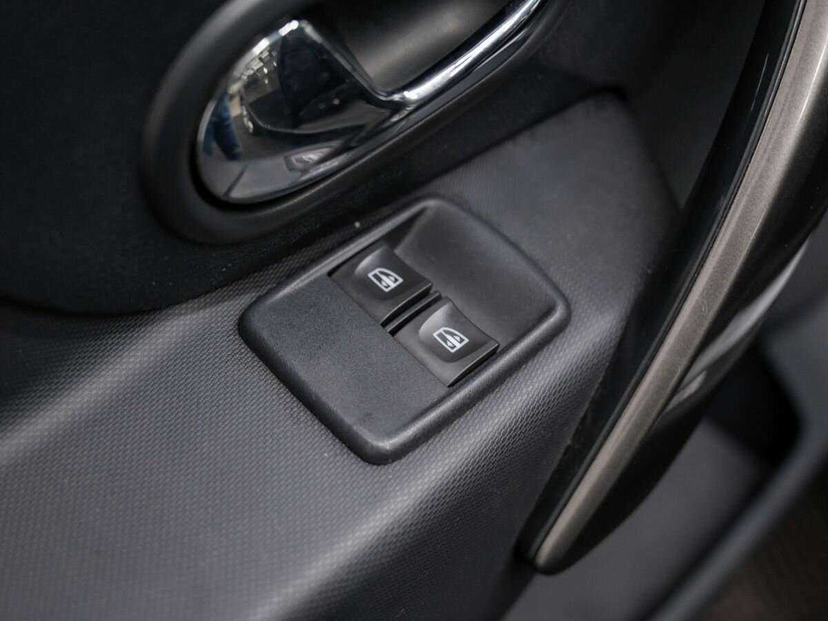 Renault Sandero Stepway, 2015 - Фото №15