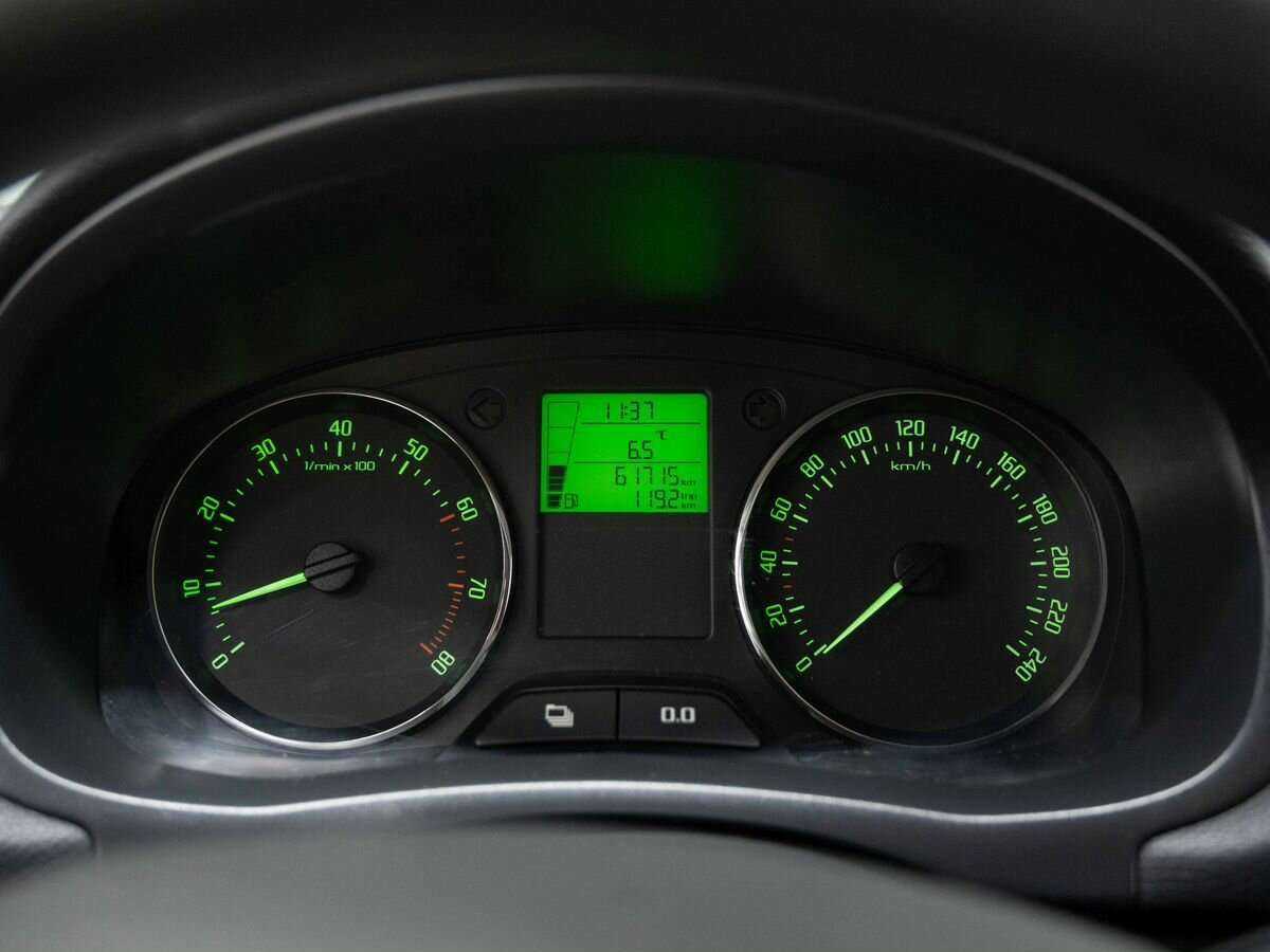 Skoda Fabia, 2012 - Фото №14