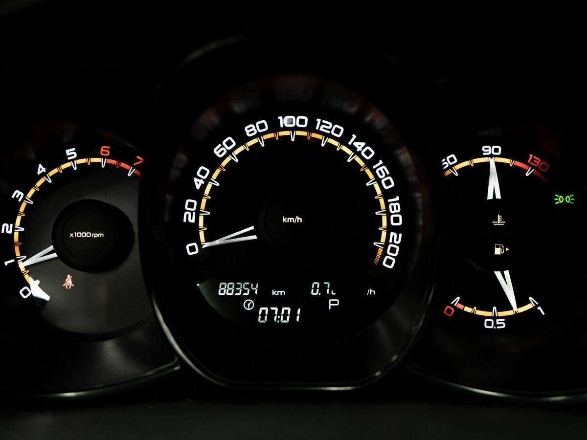 Lada (ВАЗ) Vesta SW, 2020 - Фото №11